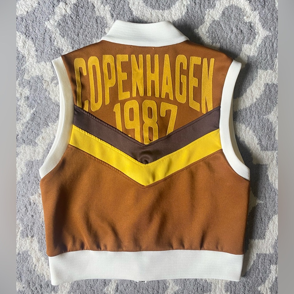 Zara Vest - Picture 3 of 3